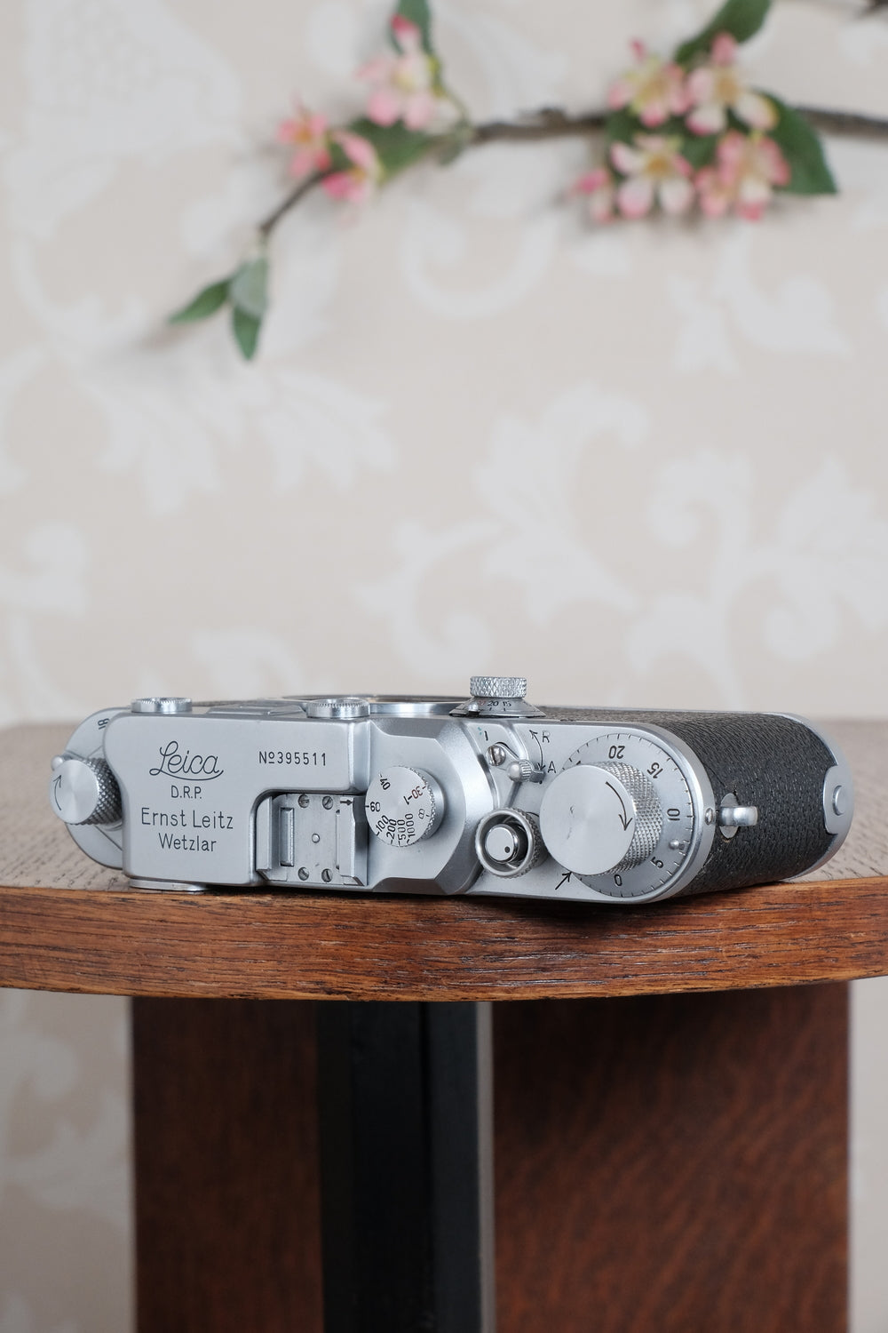 Superb! 1945 LEITZ LEICA IIIc, the desirable wartime “stepper”model. Freshly Serviced CLA'd! - Leitz- Petrakla Classic Cameras