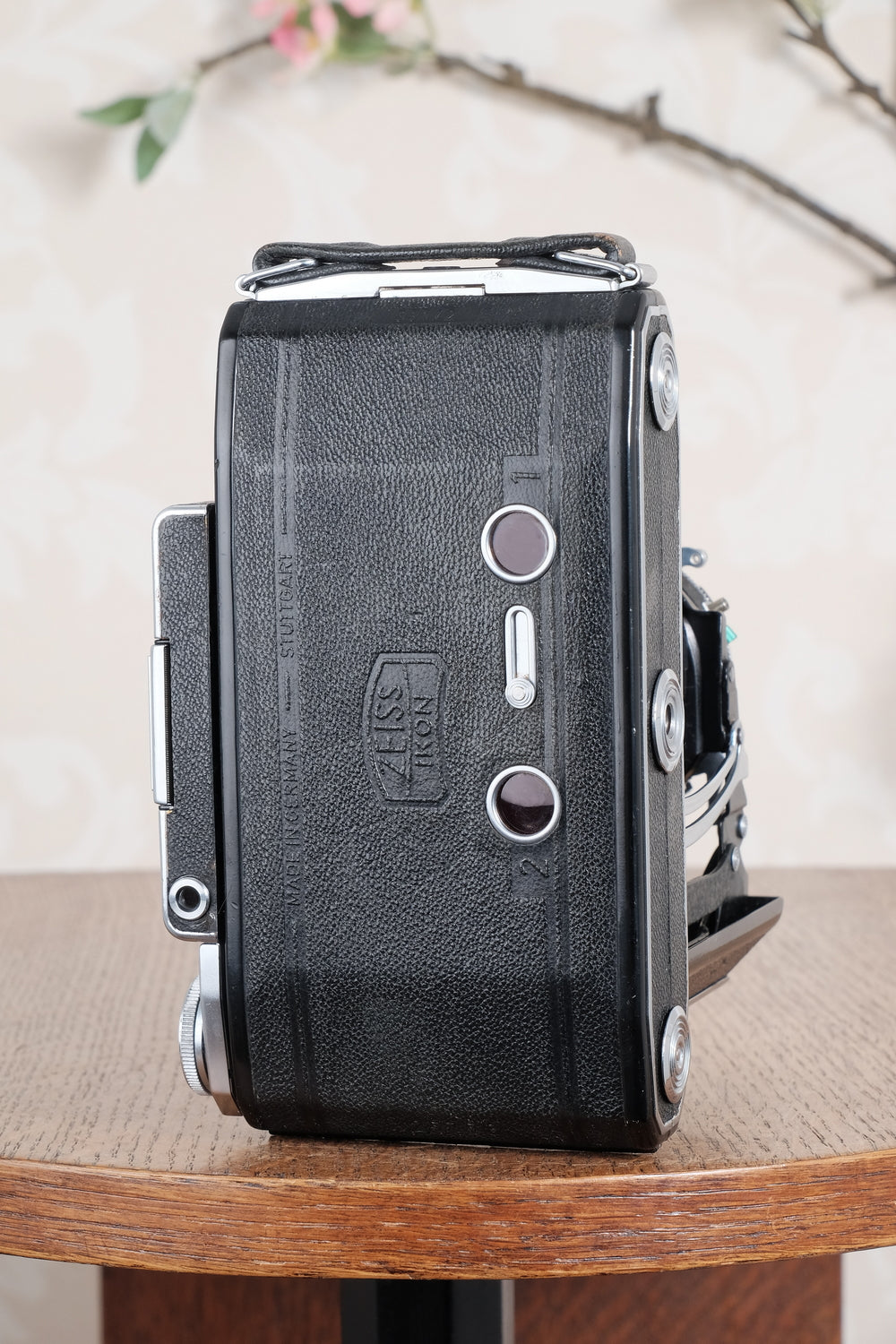 SUPERB! 1952 Zeiss Ikon Super Ikonta 6x9, Tessar lens. CLA'd