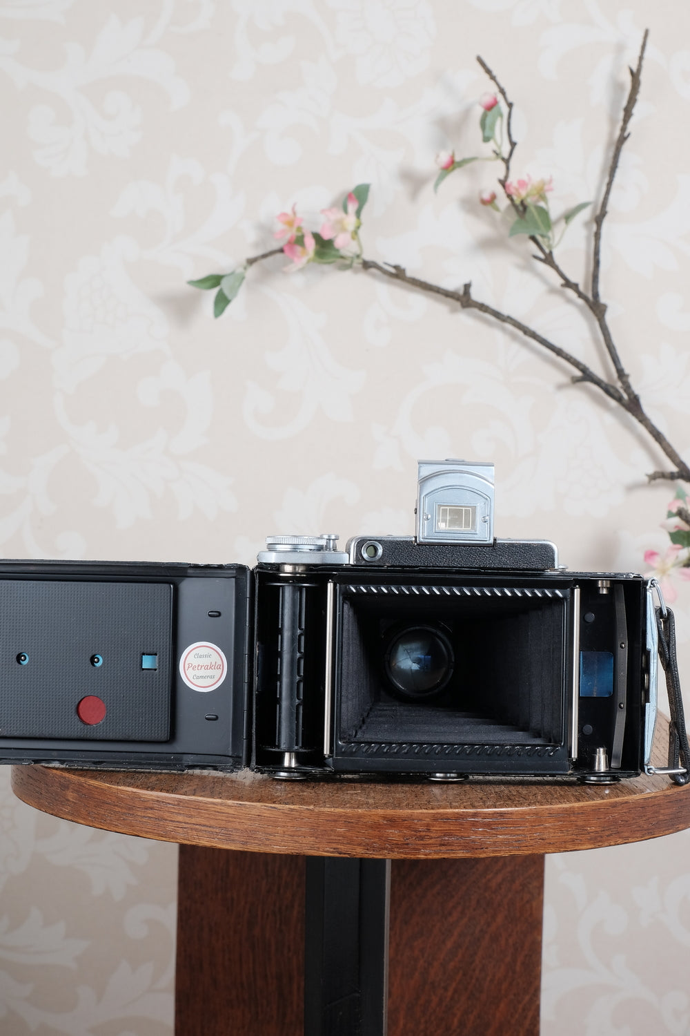 SUPERB! 1952 Zeiss Ikon Super Ikonta 6x9, Tessar lens. CLA’d, Freshly Serviced! - Zeiss-Ikon- Petrakla Classic Cameras