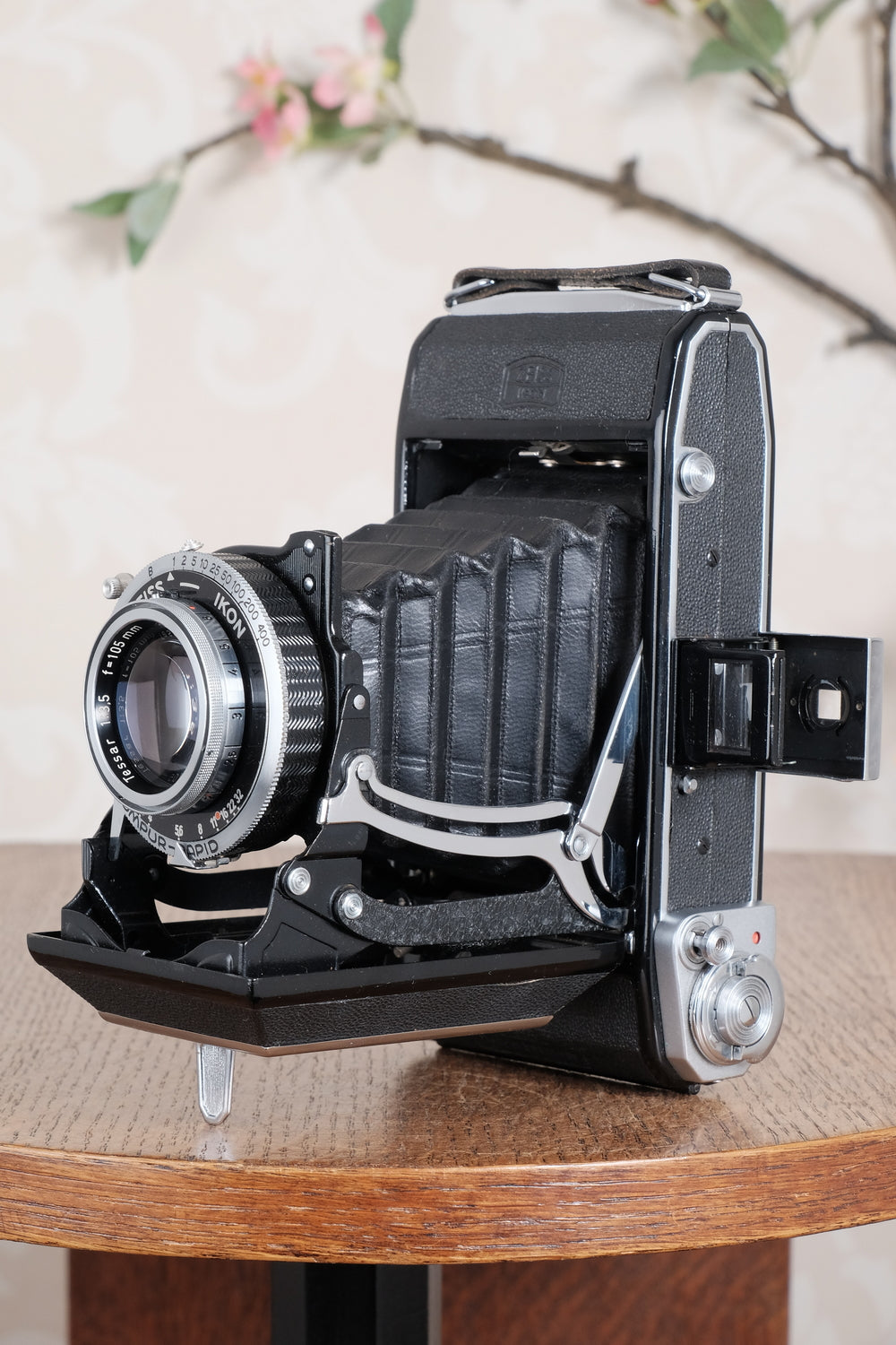 Mint! 1949 Zeiss-Ikon Ikonta 6x9, CLA'd, Freshly Serviced