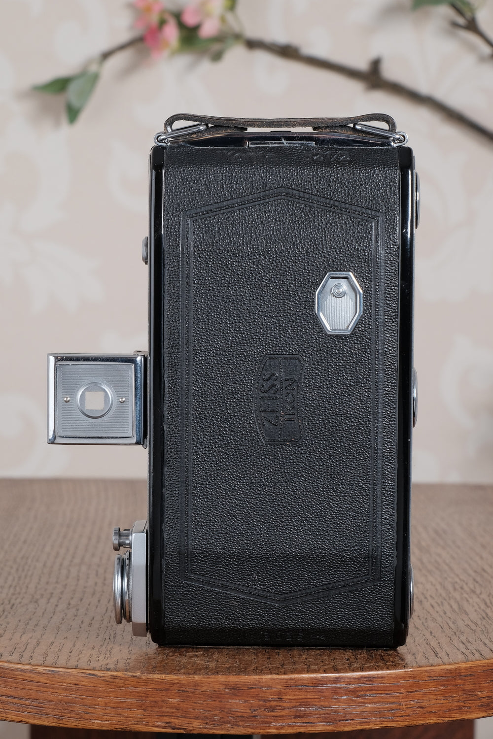 Mint! 1949 Zeiss-Ikon Ikonta 6x9, CLA'd, Freshly Serviced