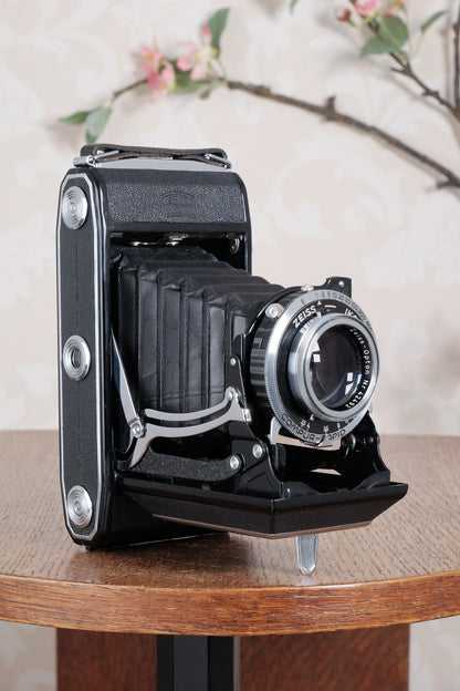 Mint! 1949 Zeiss-Ikon Ikonta 6x9, CLA'd, Freshly Serviced! - Zeiss-Ikon- Petrakla Classic Cameras