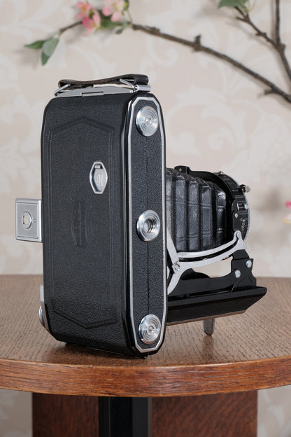 Near Mint! 1938 Zeiss-Ikon Ikonta 6x9, with leather case, CLA'd, Freshly Serviced! - Zeiss-Ikon- Petrakla Classic Cameras