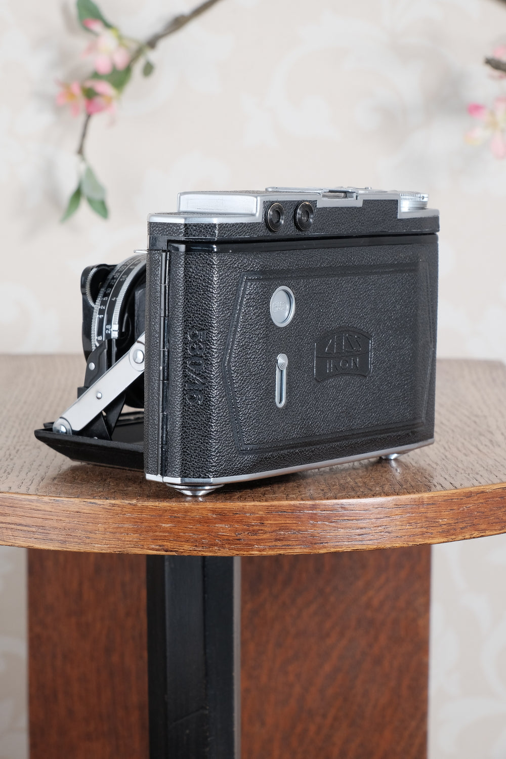 Superb! 1935 Zeiss Ikon Super Ikonta, Rare first year version