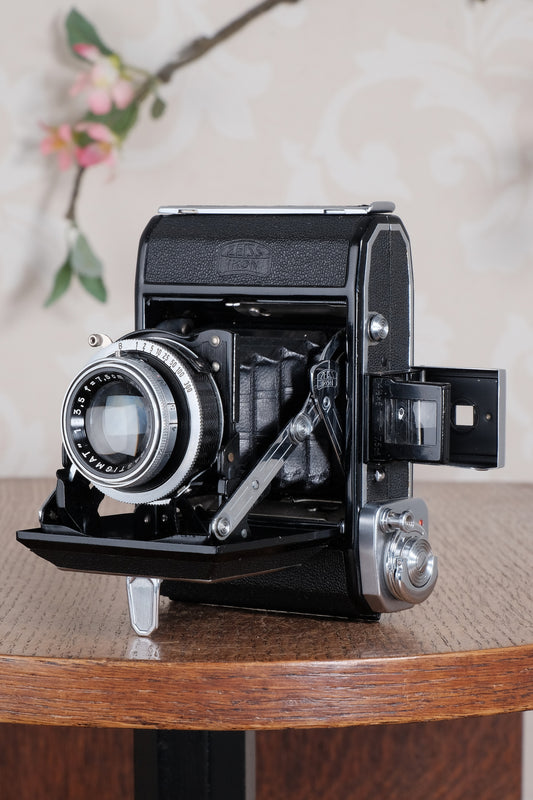 Near Mint! 1938 Zeiss Ikon Ikonta, CLA'd, Freshly Serviced! - Zeiss-Ikon- Petrakla Classic Cameras