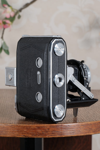 Near Mint! 1938 Zeiss Ikon Ikonta, CLA'd, Freshly Serviced! - Zeiss-Ikon- Petrakla Classic Cameras