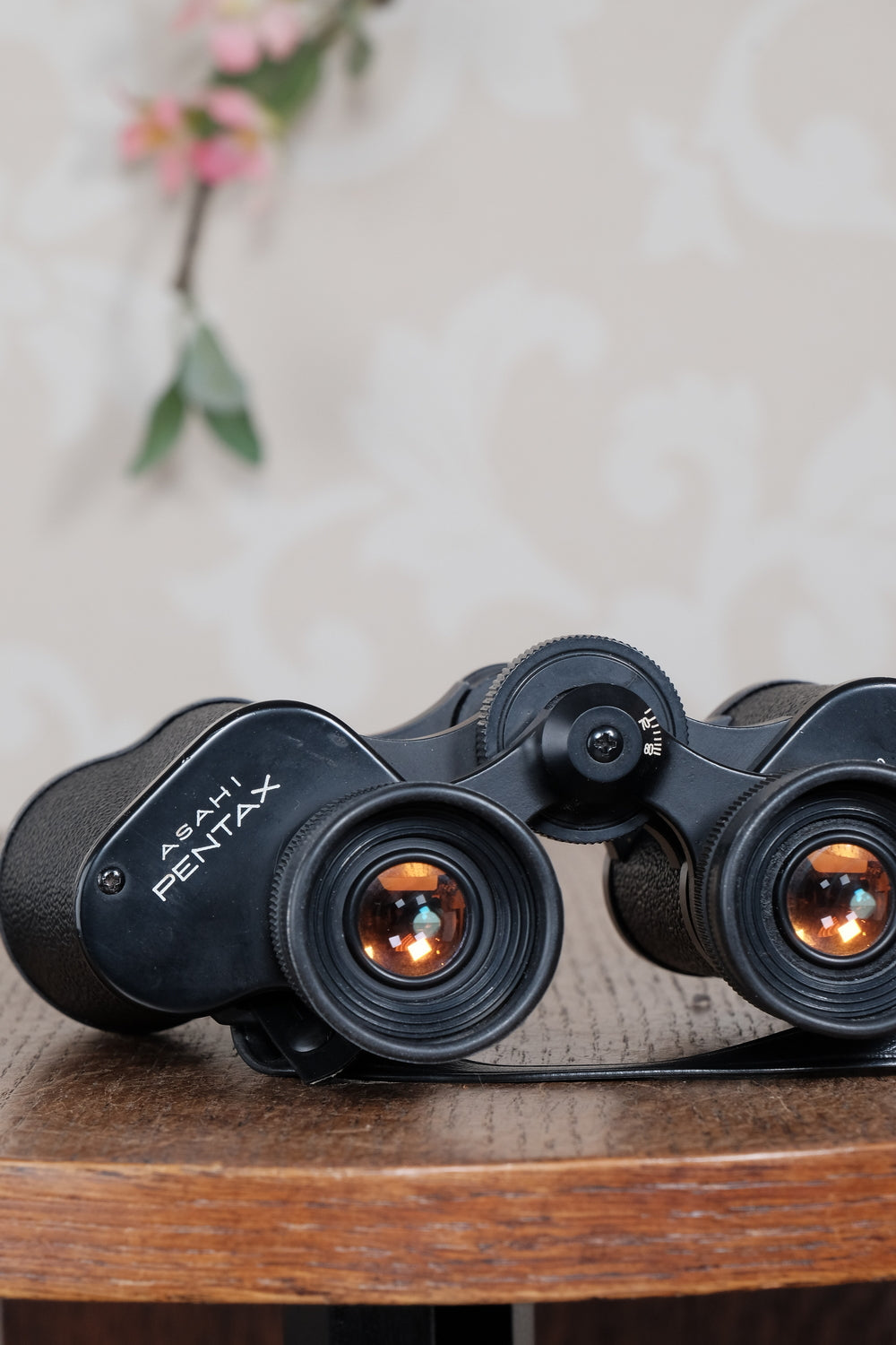 Near Mint! Pentax 8x30 Binoculars & case. - Pentax- Petrakla Classic Cameras