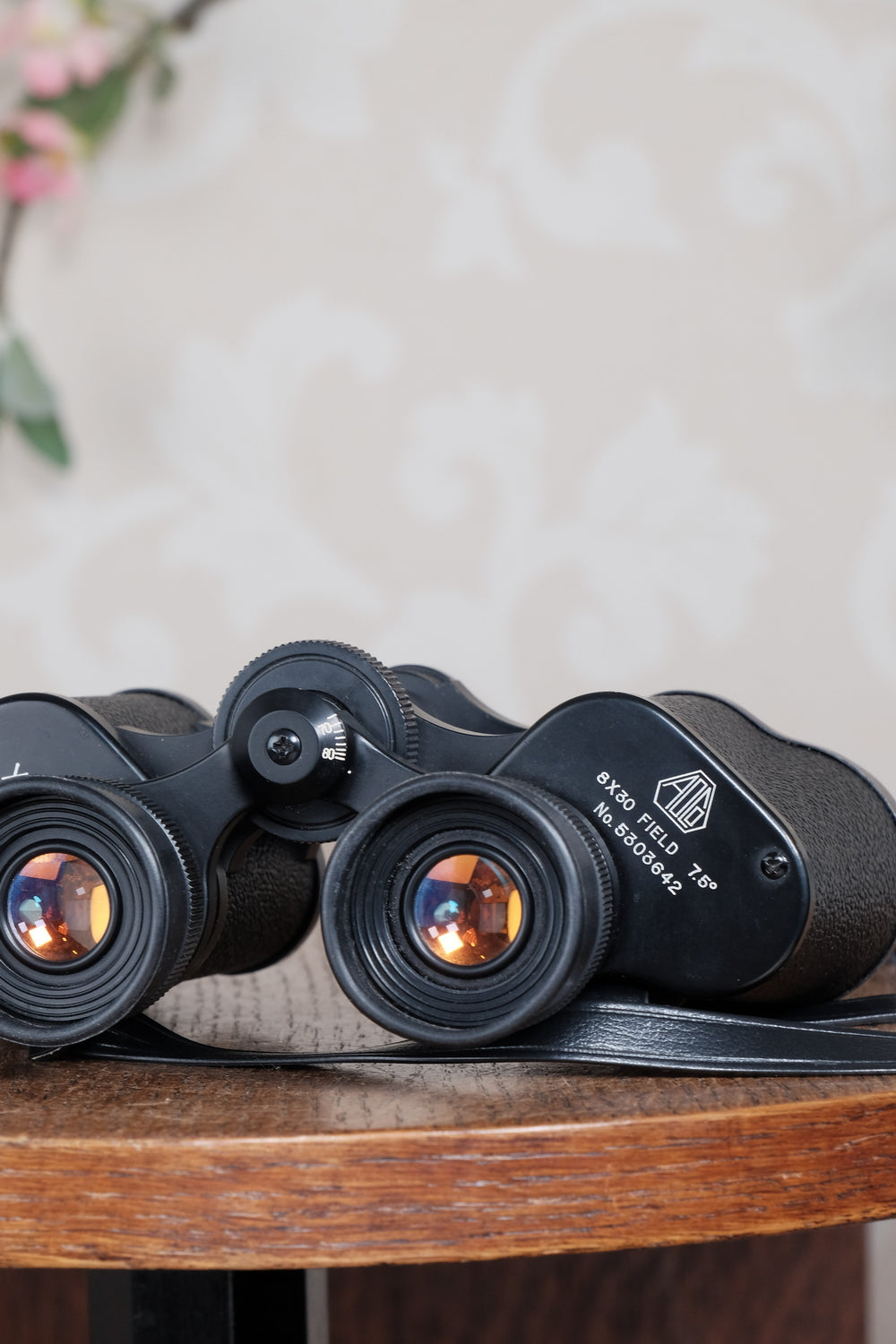 Near Mint! Pentax 8x30 Binoculars & case. - Pentax- Petrakla Classic Cameras
