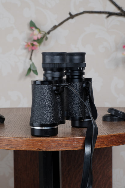 Near Mint! Pentax 8x30 Binoculars & case. - Pentax- Petrakla Classic Cameras