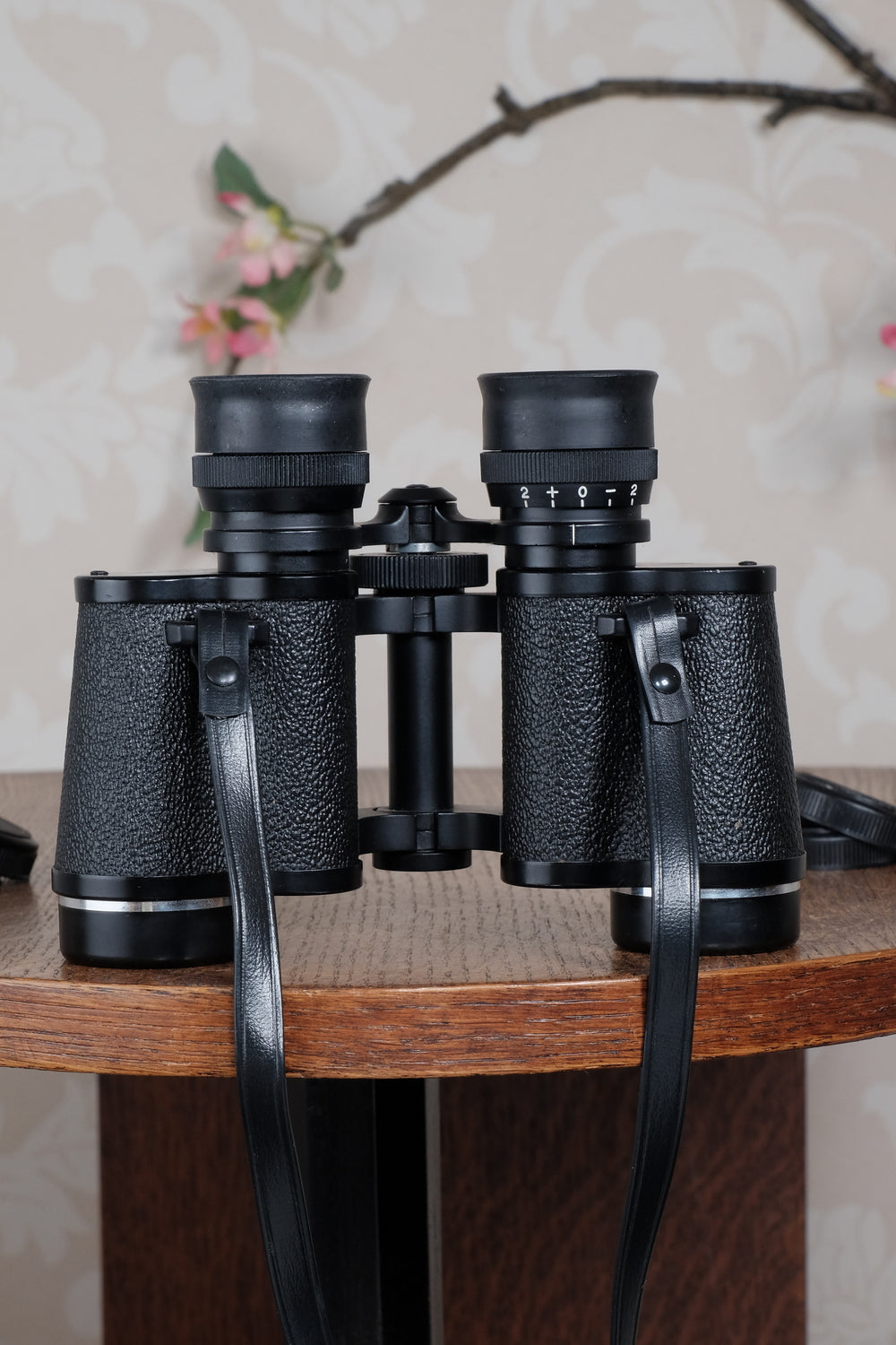 Near Mint! Pentax 8x30 Binoculars & case. - Pentax- Petrakla Classic Cameras