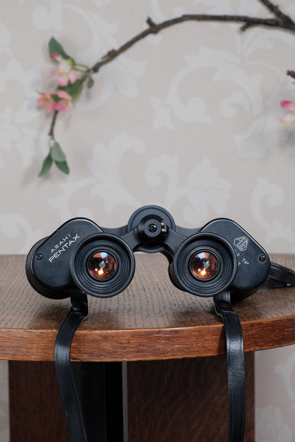 Near Mint! Pentax 8x30 Binoculars & case. - Pentax- Petrakla Classic Cameras