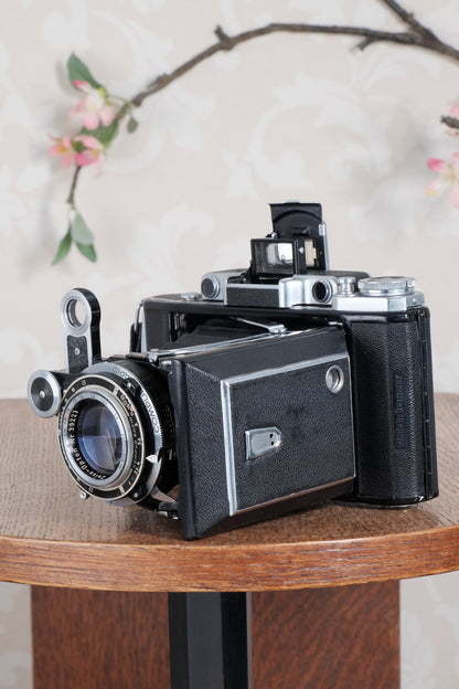 SUPERB! 1949 Zeiss-Ikon Super 6x9 Ikonta 531/2, Coated Zeiss Tessar lens, CLA'd, Freshly Serviced! - Zeiss-Ikon- Petrakla Classic Cameras