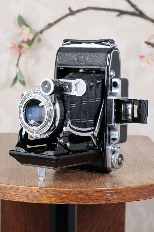 SUPERB! 1949 Zeiss-Ikon Super 6x9 Ikonta 531/2, Coated Zeiss Tessar lens, CLA'd, Freshly Serviced!
