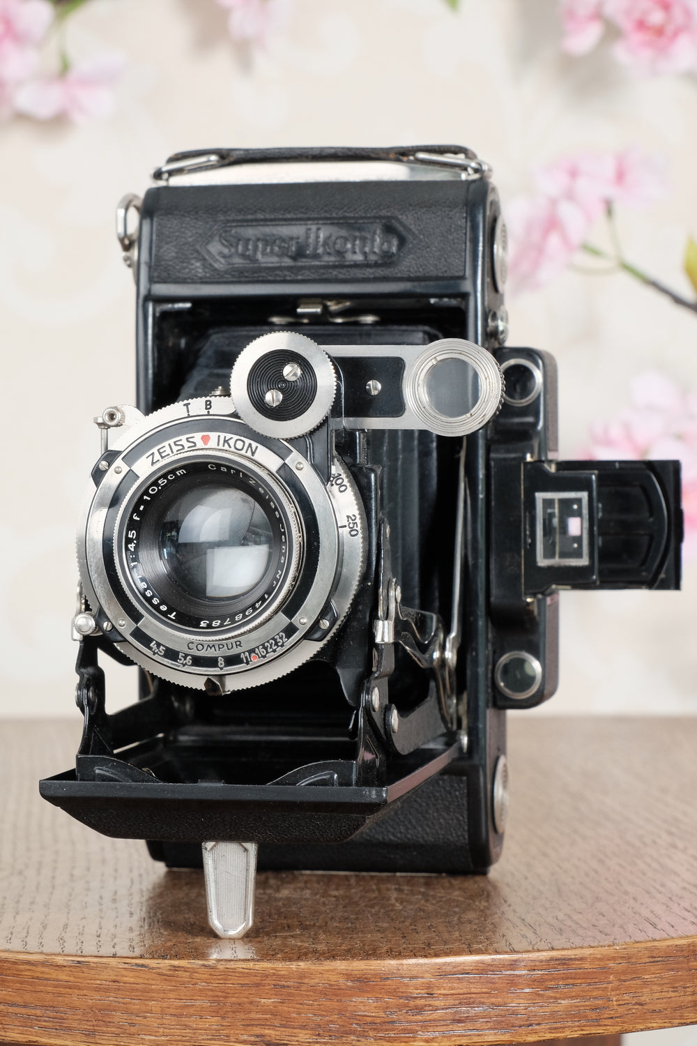 SUPERB! 1934 Zeiss Ikon 6x9 Super Ikonta C. CLA'd, Freshly Serviced!