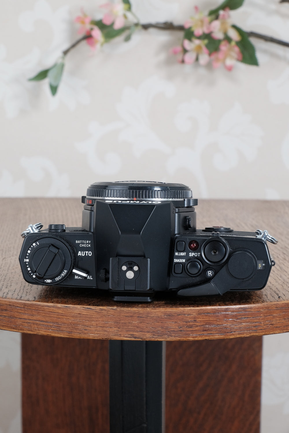 Mint! Beautiful Black Olympus OM-4
