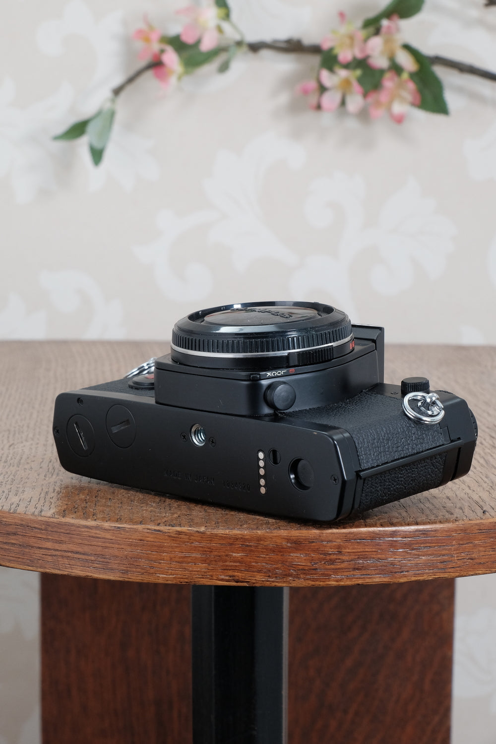Mint! Beautiful Black Olympus OM-4