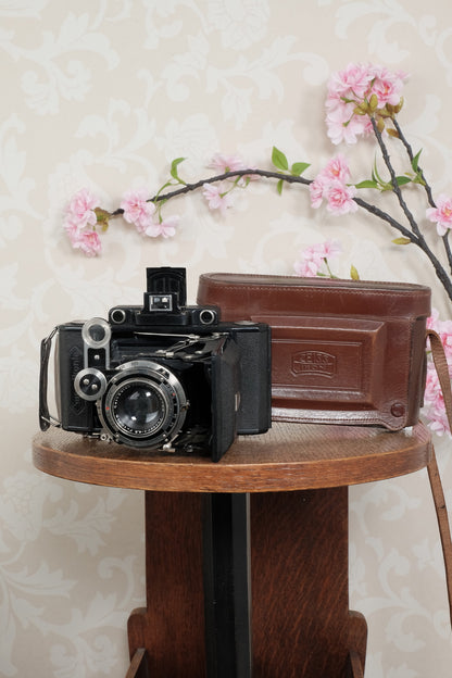 SUPERB! 1934 Zeiss Ikon 6x9 Super Ikonta C. CLA'd, Freshly Serviced!