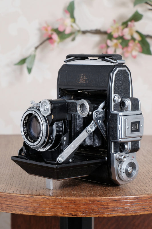 Superb! 1952 Zeiss Ikon Super Ikonta, Synchro-Compur & Coated Tessar. CLA’d, Freshly Serviced!