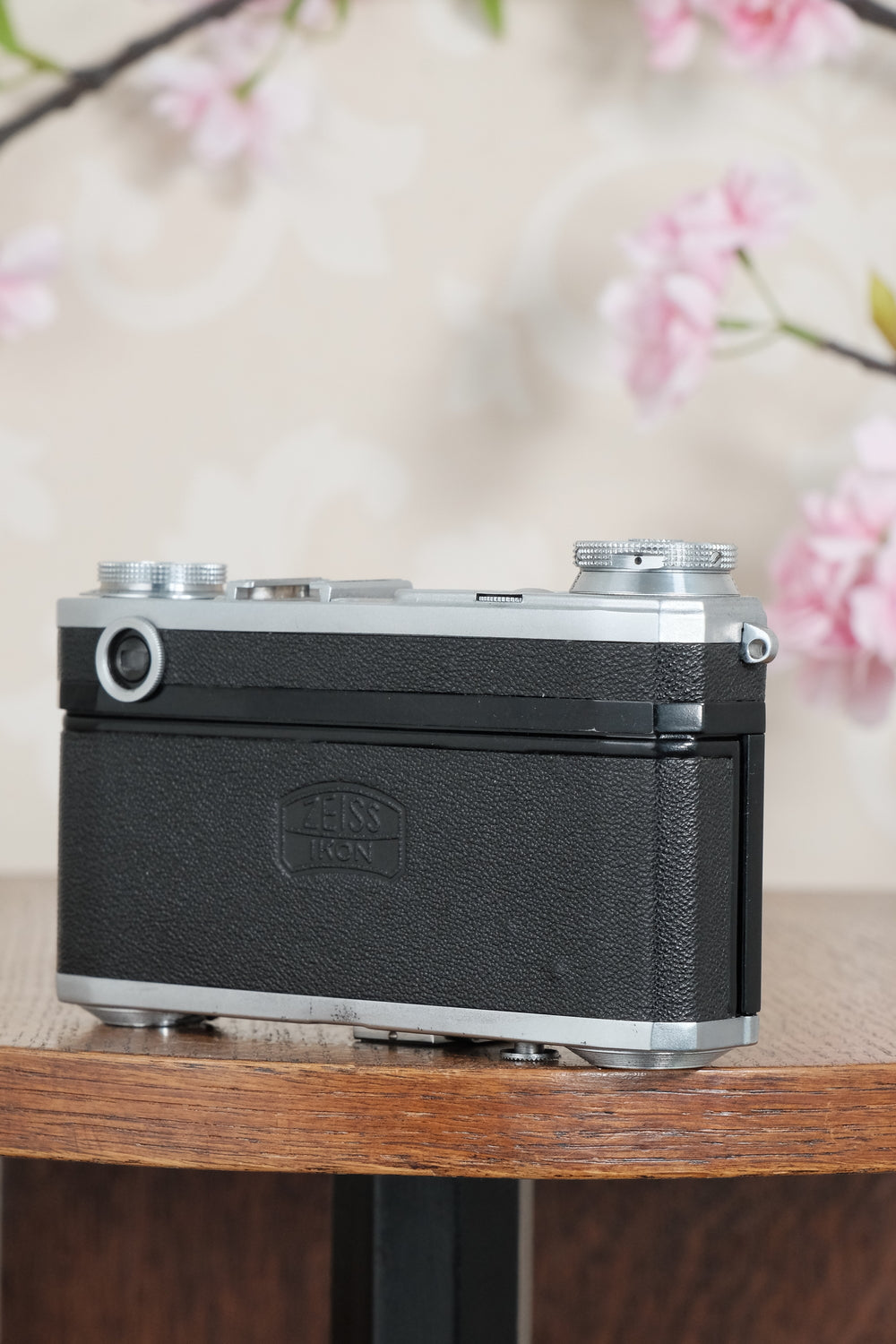 Near Mint! WWII 1943 Zeiss Ikon Contax II with “T” coated f1.5/50 Sonnar lens. CLA'd, Freshly Serviced!