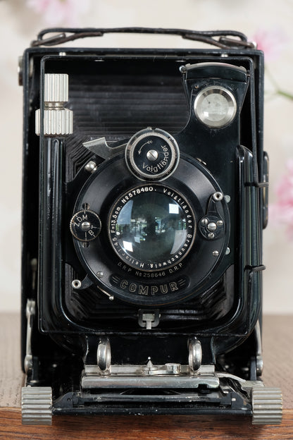 Superb! 1930 Voigtlander Bergheil Camera with Heliar lens & Rada 120 roll-film back. Freshly serviced CLA’d