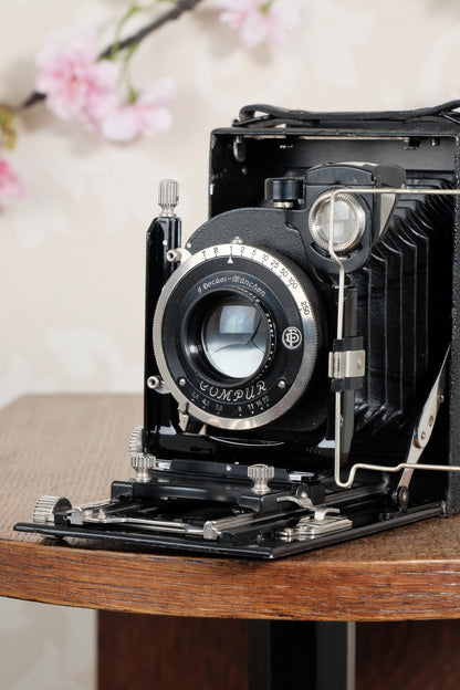 Superb! 1930 plate camera with a great f3.8/105mm Schneider Xenar lens & 120 roll film back. Freshly serviced CLA’d