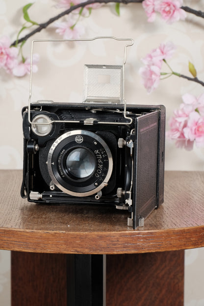 Superb! 1930 plate camera with a great f3.8/105mm Schneider Xenar lens & 120 roll film back. Freshly serviced CLA’d