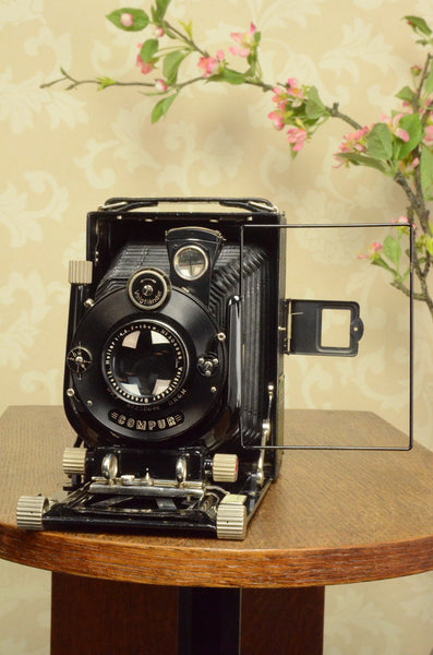 HELIAR LENS! on a 1927 Voigtlander BERGHEIL Camera, Freshly serviced - Voigtlander- Petrakla Classic Cameras