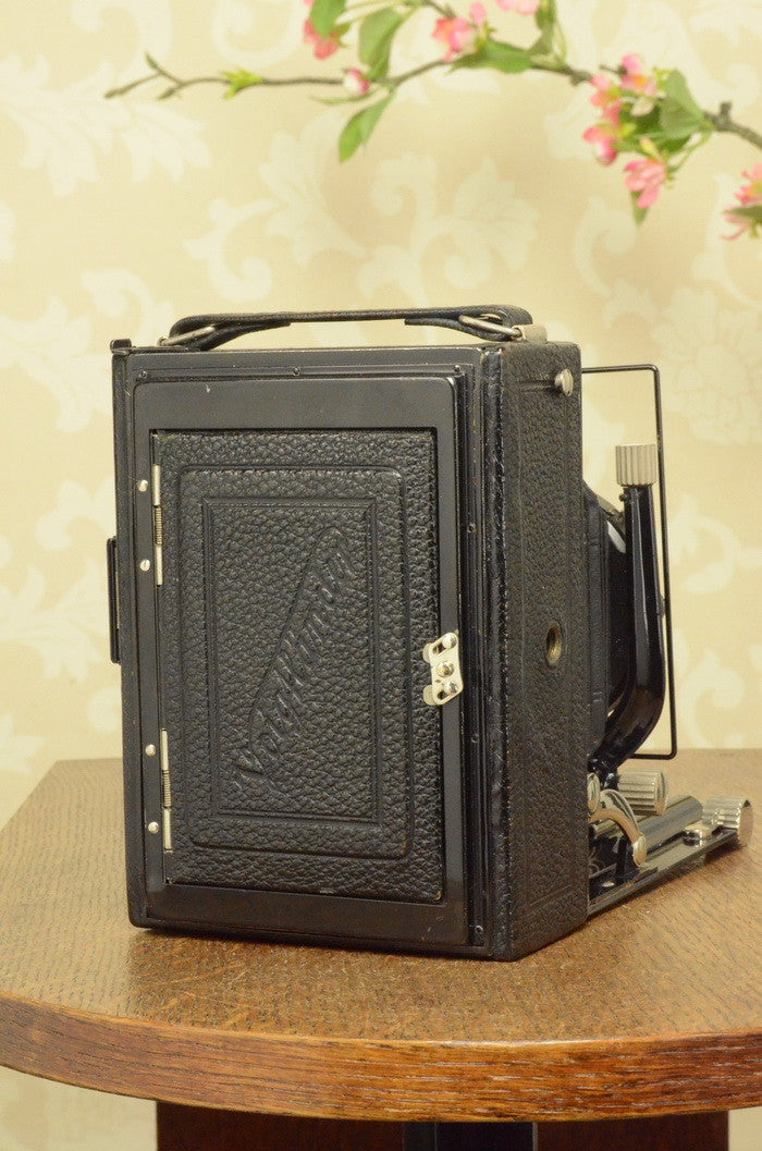 HELIAR LENS! on a 1927 Voigtlander BERGHEIL Camera, Freshly serviced - Voigtlander- Petrakla Classic Cameras
