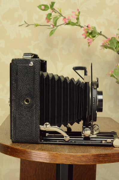 HELIAR LENS! on a 1927 Voigtlander BERGHEIL Camera, Freshly serviced - Voigtlander- Petrakla Classic Cameras