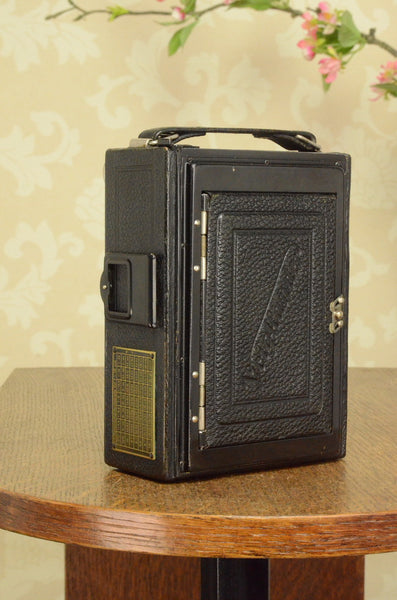 HELIAR LENS! on a 1927 Voigtlander BERGHEIL Camera, Freshly serviced - Voigtlander- Petrakla Classic Cameras