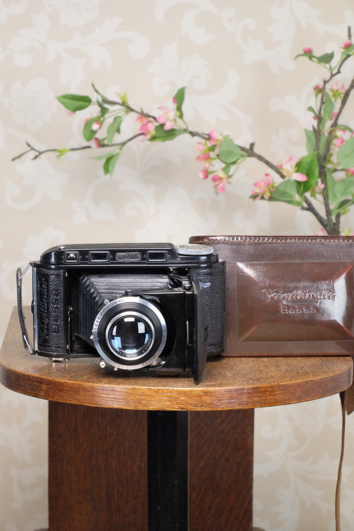 Superb! 1947 Voigtlander 6x9 Bessa Rangefinder with COATED-HELIAR lens, Freshly Serviced! - Voigtlander- Petrakla Classic Cameras