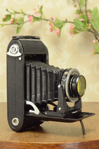 NEAR MINT 1938 Voigtlander Bessa Rangefinder, HELIAR LENS! 6x9, Freshly Serviced - Voigtlander- Petrakla Classic Cameras