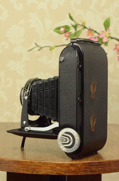 1939 Voigtlander Bessa Rangefinder with HELIAR LENS! 6x9, Freshly Serviced - Voigtlander- Petrakla Classic Cameras