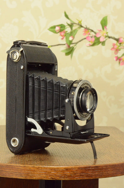 1939 Voigtlander Bessa Rangefinder with HELIAR LENS! 6x9, Freshly Serviced - Voigtlander- Petrakla Classic Cameras