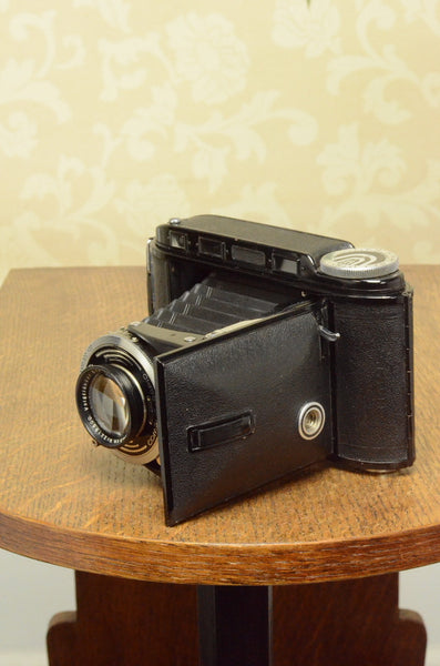 1939 Voigtlander Bessa Rangefinder with HELIAR LENS! 6x9, Freshly Serviced - Voigtlander- Petrakla Classic Cameras