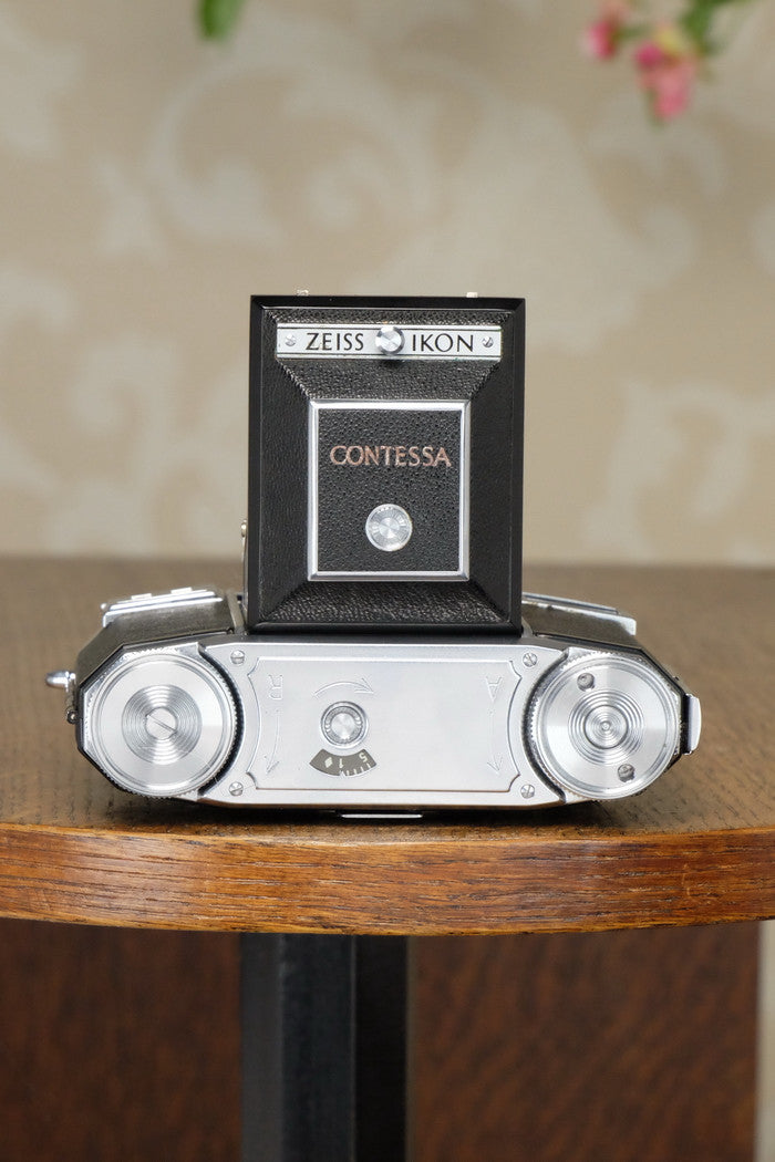 NEAR MINT! 1954 Zeiss Ikon Contessa 533/24, FRESHLY SERVICED - Zeiss-Ikon- Petrakla Classic Cameras