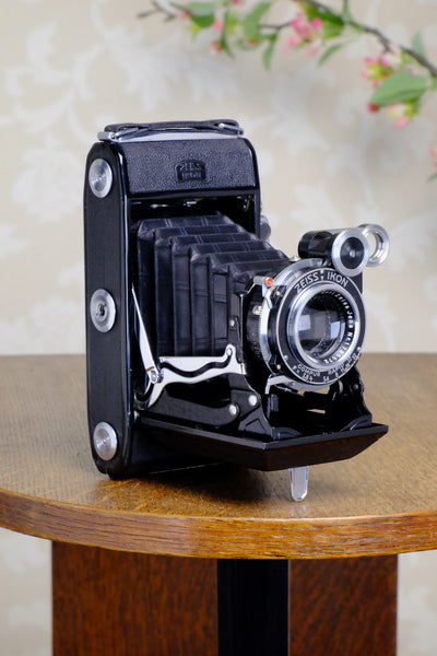 SUPERB! 1936 Zeiss Ikon Super Ikonta 6x9, Tessar lens, & rare 6x4.5 reduction mask, CLA’d, Freshly Serviced! - Zeiss-Ikon- Petrakla Classic Cameras
