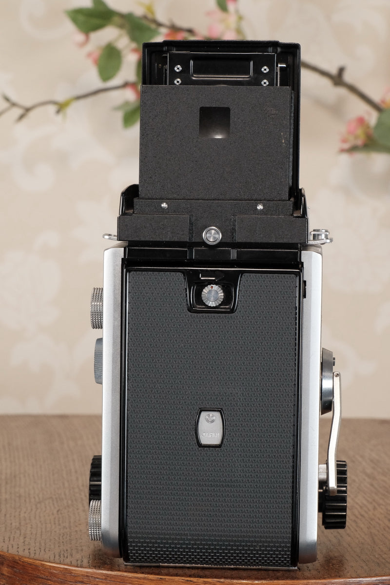 Near Mint! 1962 Mamiya C3 TLR, CLA'd, Freshly Serviced! - Voigtlander- Petrakla Classic Cameras