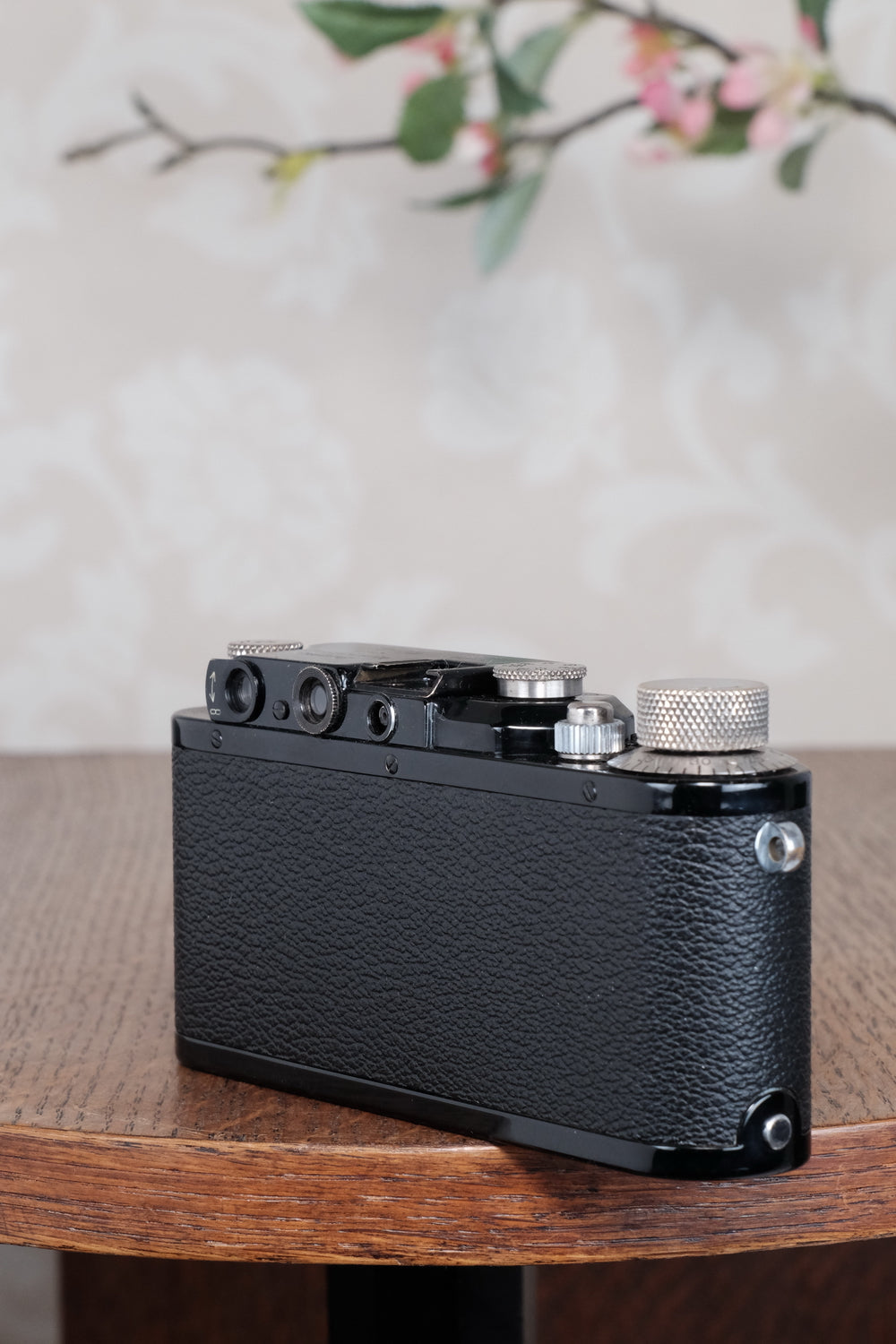 Near mint 1932 BLACK LEITZ LEICA III, Freshly Serviced CLA'd!