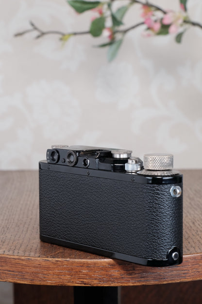Near mint 1932 BLACK LEITZ LEICA III, Freshly Serviced CLA'd!