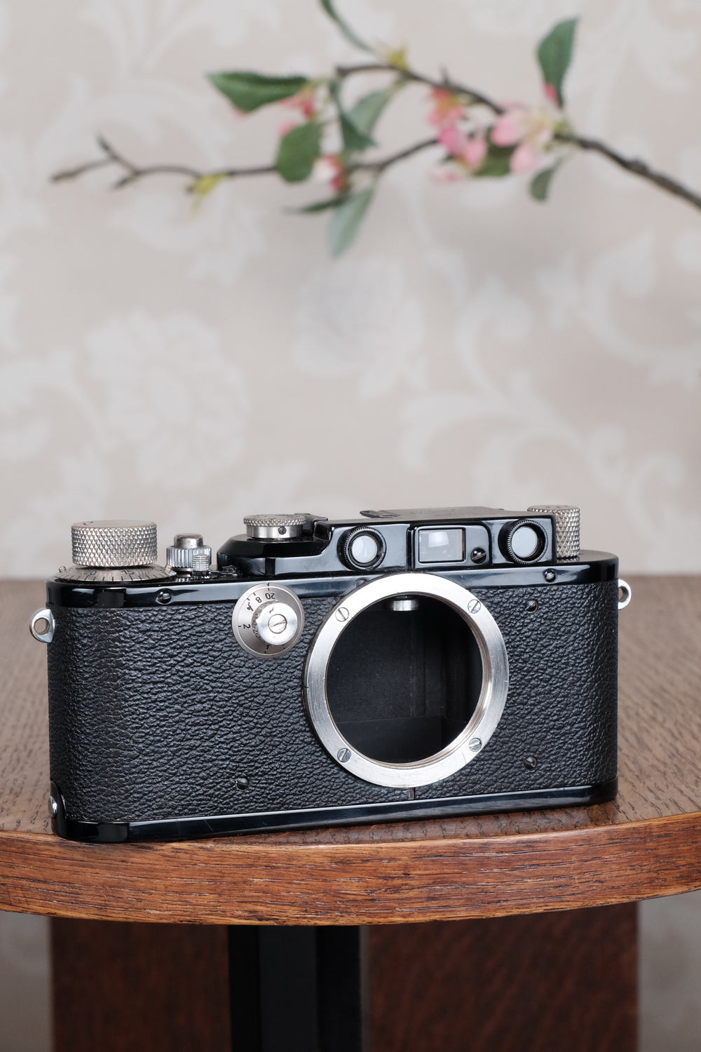 Near mint 1932 BLACK LEITZ LEICA III, Freshly Serviced CLA'd!