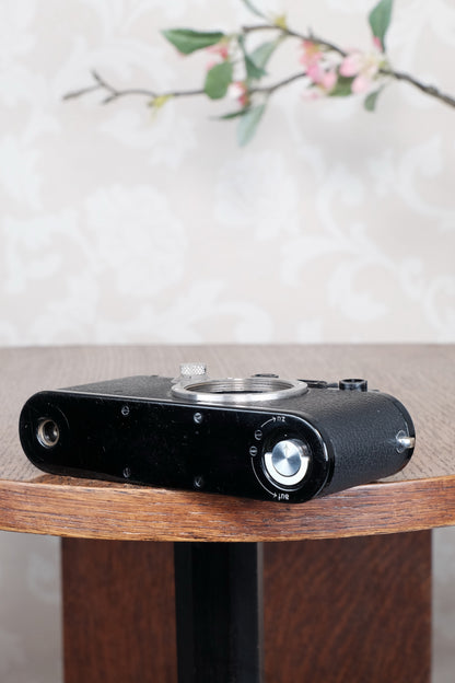 Near mint 1932 BLACK LEITZ LEICA III, Freshly Serviced CLA'd!