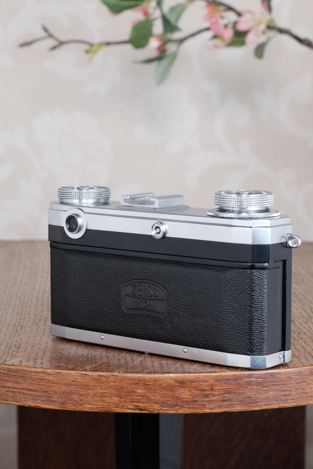 Superb! 1952 Zeiss Ikon Contax IIa with Lens. CLA'd, Freshly Serviced!