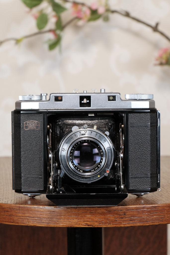 1955 6x6 Zeiss Ikon Mess Ikonta 524/16, with built-in rangefinder, CLA'd,  Freshley Serviced!