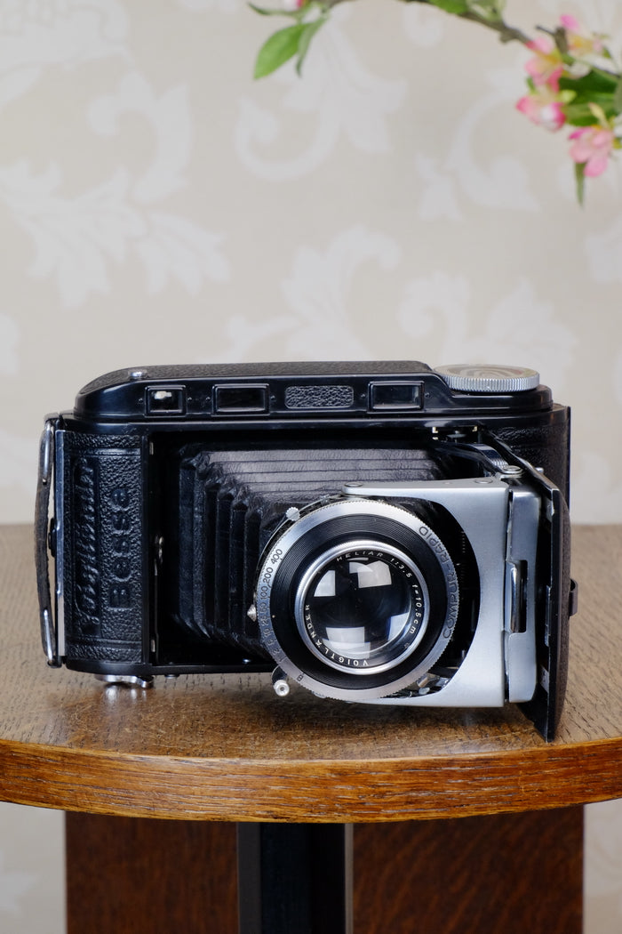 Superb! 1947 Voigtlander 6x9 Bessa Rangefinder with Heliar lens, CLA'd, Freshly Serviced! - Voigtlander- Petrakla Classic Cameras