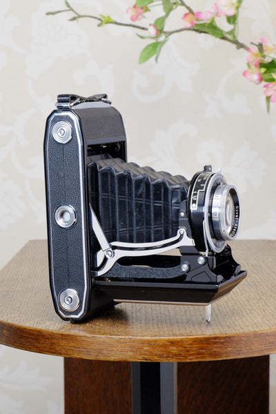 Near Mint! 1950 Zeiss-Ikon Ikonta C 6x9, CLA'd, Freshly Serviced! - Zeiss-Ikon- Petrakla Classic Cameras