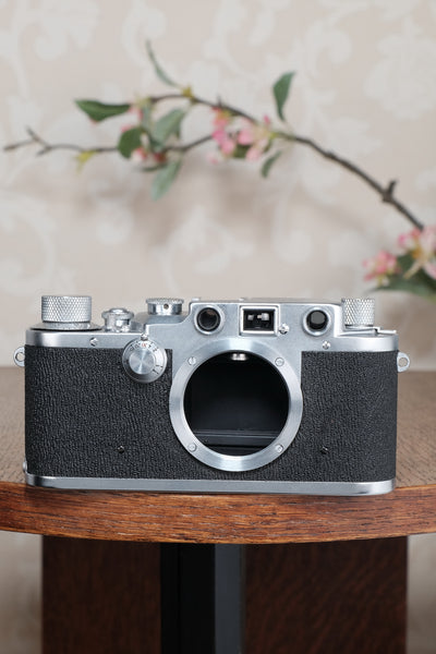 Superb 1949 Leitz Leica IIIc “sharkskin”. Freshly Serviced, CLA'd