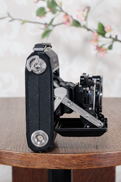 1933 ZEISS-IKON SUPER IKONTA A, 6x4.5, Tessar lens, CLA’d, Freshly Serviced! - Zeiss-Ikon- Petrakla Classic Cameras