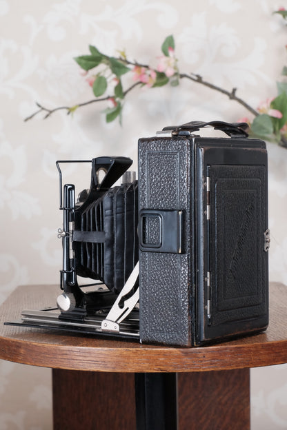 1931 Voigtlander 9x12 Camera with 6x9 120 roll film back. Freshly serviced, CLA'd!