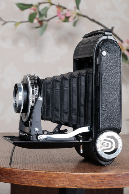 Rare! (leather version) 1948 Voigtlander Bessa Rangefinder with Heliar lens! Freshly Serviced, CLA'd.